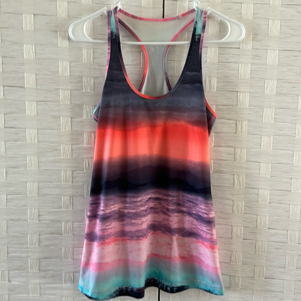 Lululemon Cool Racerback Women’s Tank - Picture 2 of 12